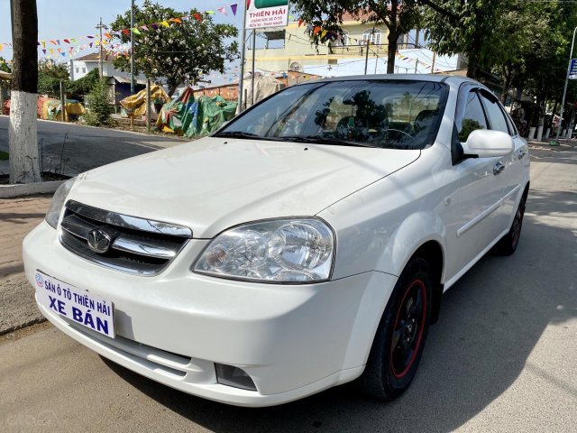 Cần bán Daewoo Lacetti SE đời 2009, màu trắng