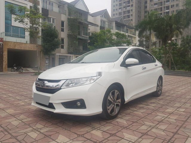 Bán Honda City AT năm sản xuất 2017, màu trắng xe gia đình