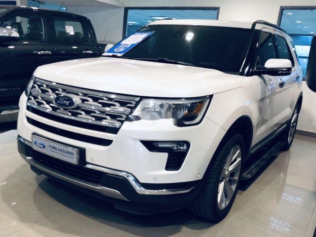 Cần bán gấp Ford Explorer Limited sản xuất năm 2018, màu trắng, xe nhập0