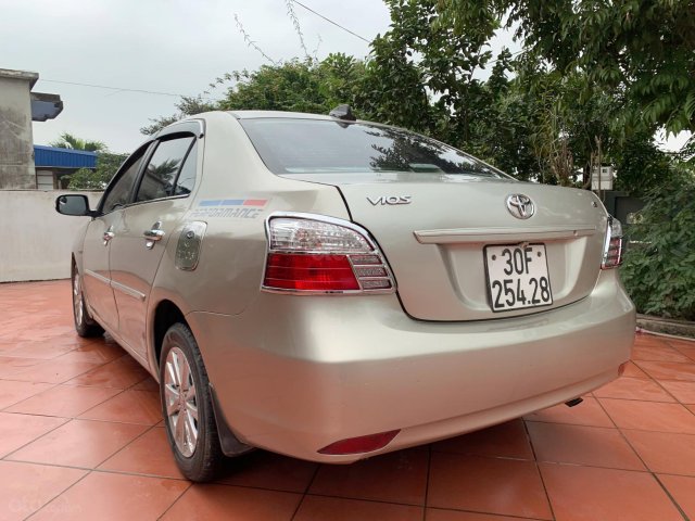 Cần bán Toyota Vios 2011 - 260tr0