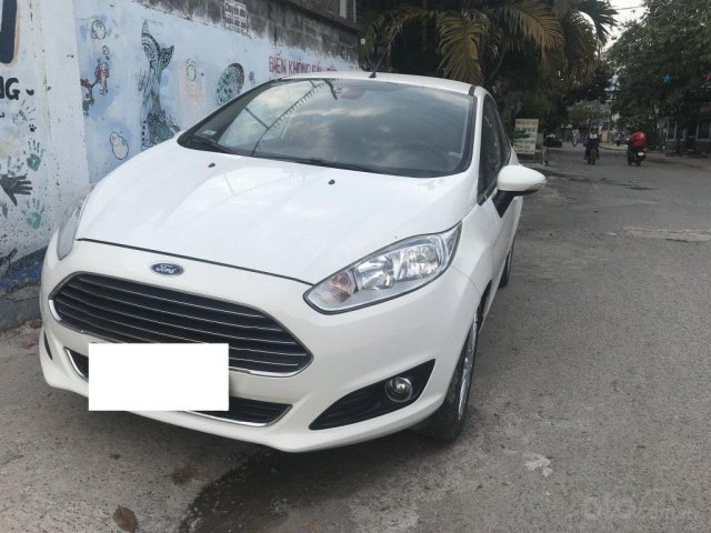 Bán Ford Fiesta 1.5 Titanium màu trắng, sản xuất 2017, biển Hà Nội - LH 0976888978