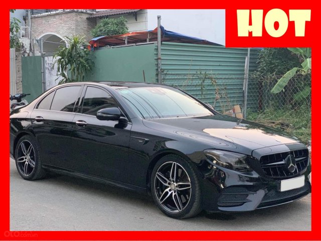 MBA Auto - bán xe Mercedes E300 AMG màu đen/nâu mẫu 2018 giá tốt - trả trước 800 triệu nhận xe