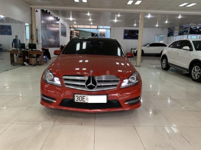 Bán Mercedes C300 AMG sản xuất năm 2014, màu đỏ0