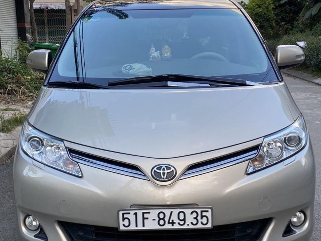 Cần bán lại xe Toyota Previa đời 2009, màu bạc, xe nhập chính chủ0