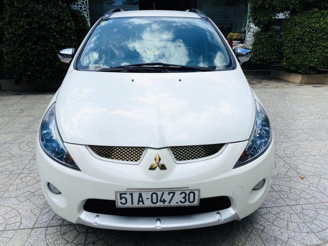 Cần bán lại xe Mitsubishi Grandis đời 2011, màu trắng, nhập khẩu, giá chỉ 610 triệu0