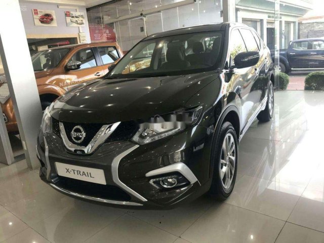 Bán xe Nissan X trail đời 2020, màu đen, mới 100%0