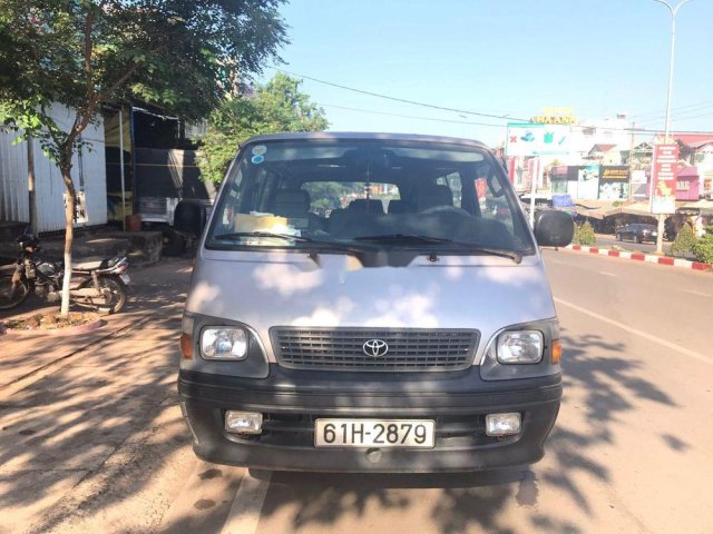 Cần bán gấp Toyota Hiace MT 2003, nhập khẩu, giá chỉ 70 triệu