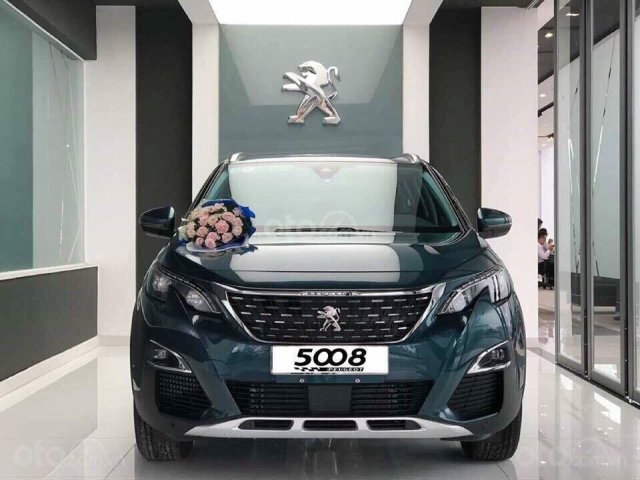 Bán xe 7 chỗ gầm cao Peugeot 5008 Hải Phòng ưu đãi 100 triệu, trả góp 90%