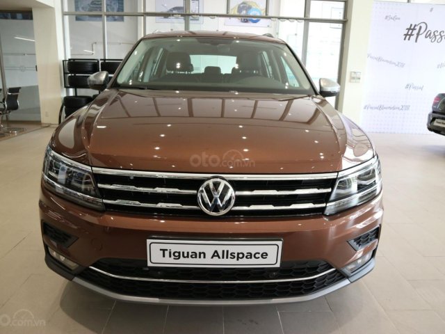 (VW Sài Gòn) Tiguan Allspace màu Nâu sơn lại theo ý khách, hỗ trợ đăng ký + đăng kiểm + giao xe toàn quốc.0