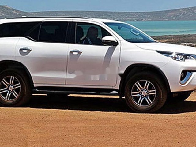 Bán xe Toyota Fortuner năm sản xuất 2020, khuyến mãi khủng0