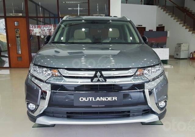 Ưu đãi giảm tiền mặt khi mua chiếc xe Mitsubishi Outlander 2.4 CVT Pre, sản xuất 20190