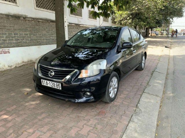 Cần bán xe Nissan Sunny sản xuất năm 20130