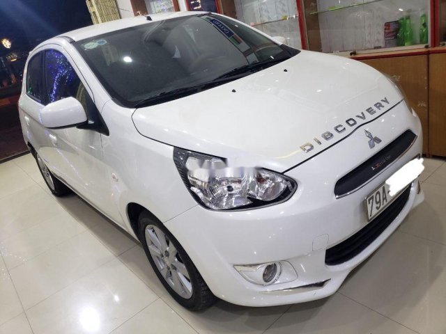 Bán xe Mitsubishi Mirage năm 2015, màu trắng, nhập khẩu nguyên chiếc số sàn0