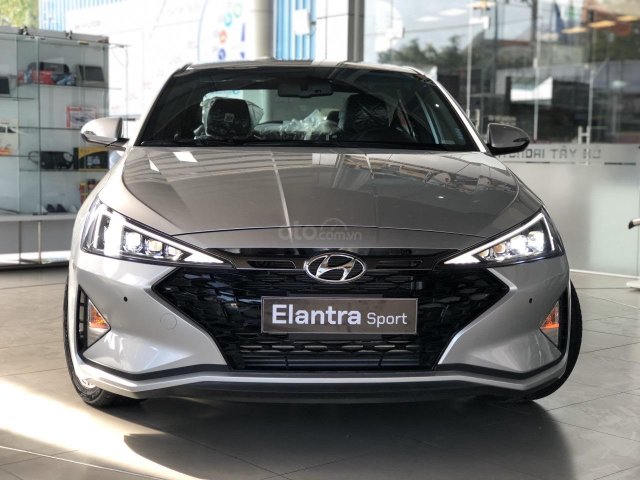 Hyundai Elantra 2020 giá tốt miền Tây - góp 85% - đủ màu, giao ngay