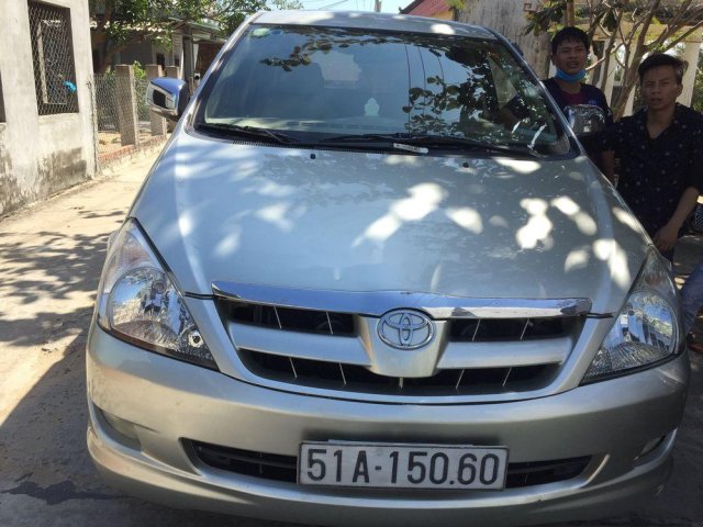 Cần bán xe Toyota Innova đời 2006, xe nhập0