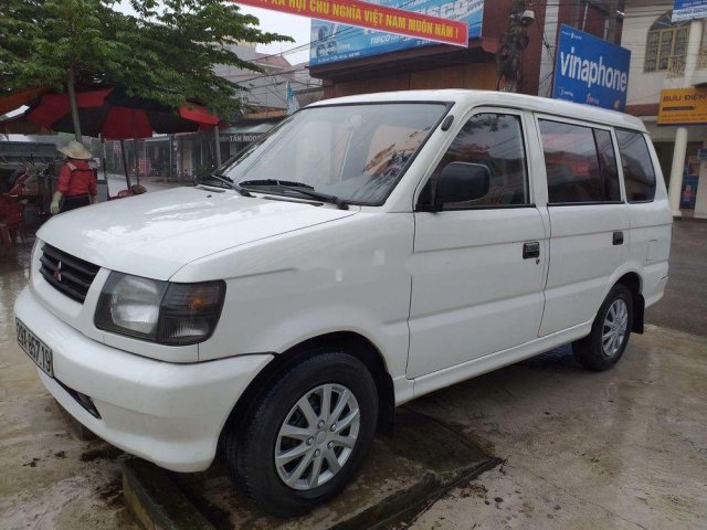 Cần bán gấp Mitsubishi Jolie đời 2001, màu trắng, giá chỉ 65 triệu