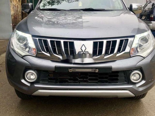 Cần bán gấp Mitsubishi Triton sản xuất năm 2016, màu xám, nhập khẩu0