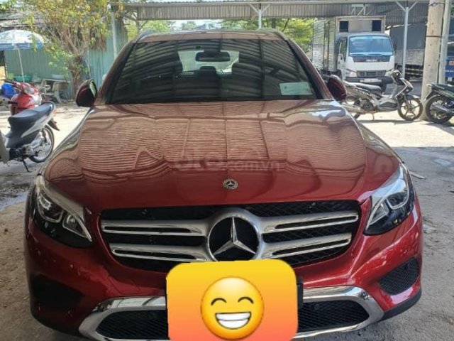 Bán Mercedes GLC200 đời 2018, đăng kí 20190