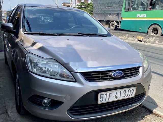 Bán ô tô Ford Focus sản xuất 2010, màu bạc