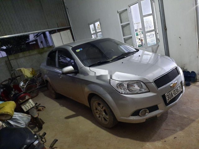 Bán Chevrolet Aveo năm sản xuất 2013, màu bạc, xe nhập
0