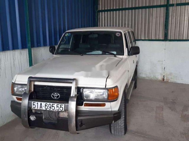 Cần bán xe Toyota Land Cruiser MT năm sản xuất 1987 số sàn, giá chỉ 155 triệu