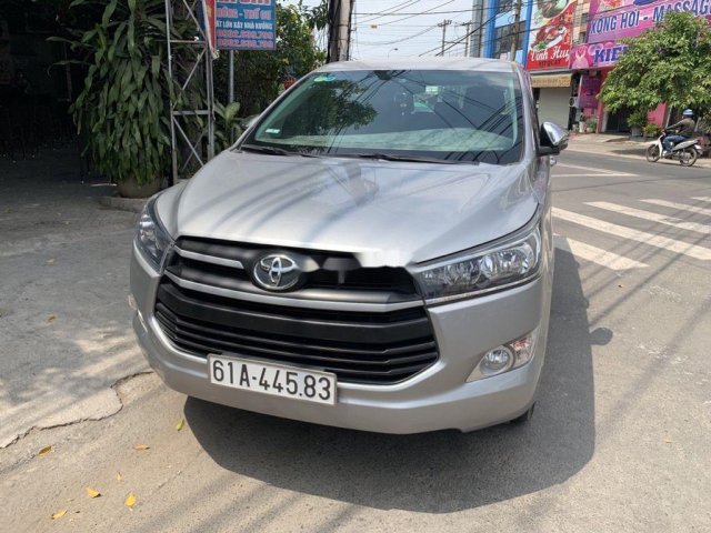 Cần bán Toyota Innova E đời 20180