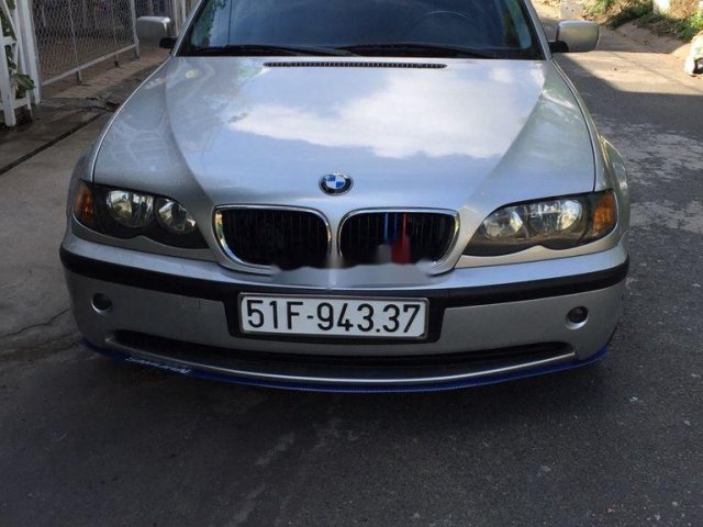 Bán xe BMW 3 Series năm sản xuất 2004, màu bạc, 200tr