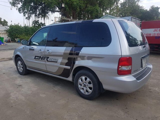 Cần bán lại xe Kia Carnival sản xuất 2005, nhập khẩu nguyên chiếc