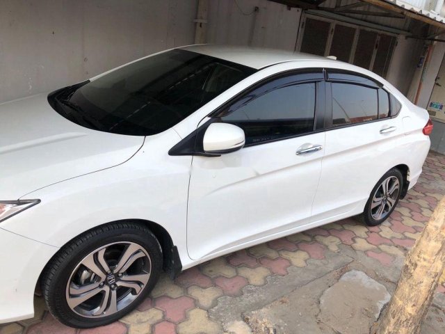 Cần bán gấp Honda City năm sản xuất 2017, màu trắng, giá chỉ 455 triệu