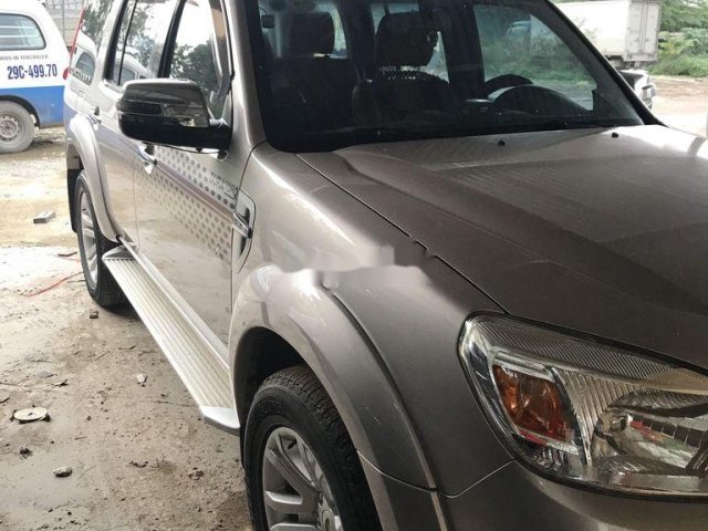 Bán ô tô Ford Everest AT năm 2014 giá cạnh tranh