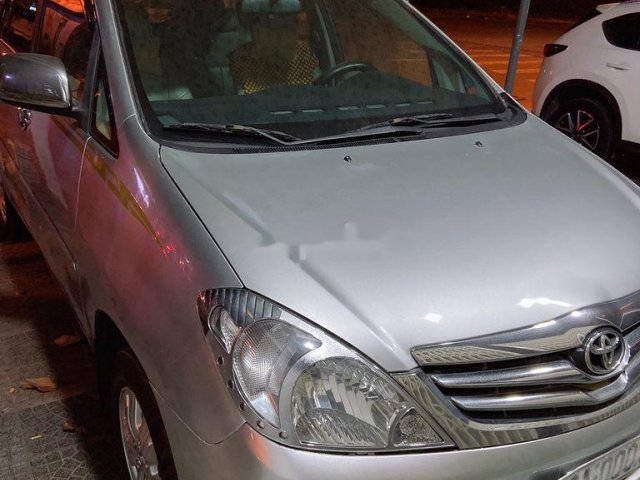 Cần bán xe Toyota Innova GMT đời 2010, giá 290tr0