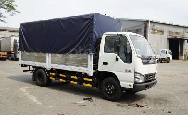 Ưu đãi lớn - Giá cạnh tranh khi mua chiếc Isuzu QKR 77H, sản xuất 2019, giao xe nhanh tận nhà