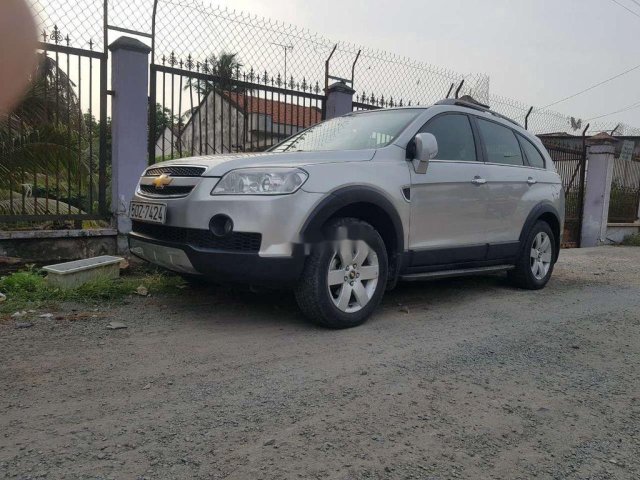 Cần bán xe Chevrolet Captiva LT năm 2007, màu bạc, xe nhập