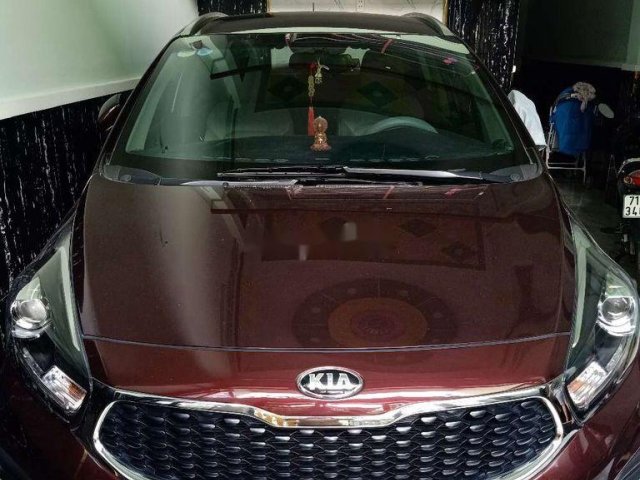 Bán xe Kia Rondo 2.0MT đời 2017, màu đỏ, nhập khẩu nguyên chiếc đã đi 34000km