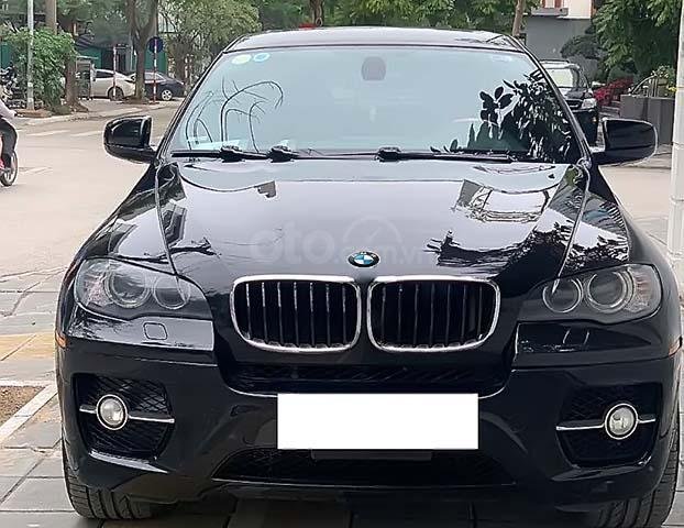 Cần bán gấp BMW X6 năm sản xuất 2008, màu đen, xe nhập số tự động0