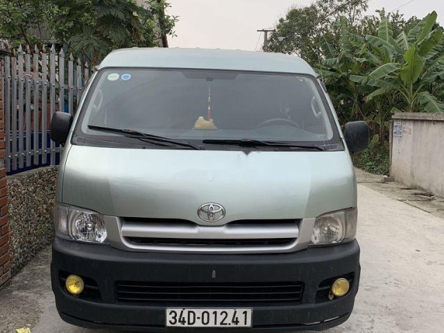 Cần bán xe Toyota Hiace đời 2005, giá chỉ 195 triệu0