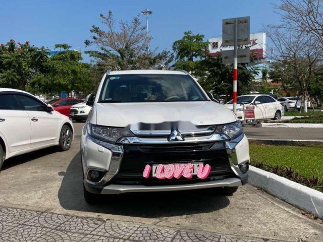 Cần bán xe Mitsubishi Outlander Premium sản xuất 2019, đăng ký đăng kiểm lần đầu tiên 29/11/2019