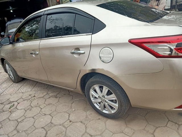 Cần bán gấp Toyota Vios E đời 2016 xe gia đình, 439 triệu0