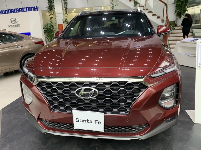 Mua xe trả góp lên đến 85% giá trị xe khi mua chiếc Hyundai Santa Fe 2.2L dầu cao cấp, sản xuất 2020