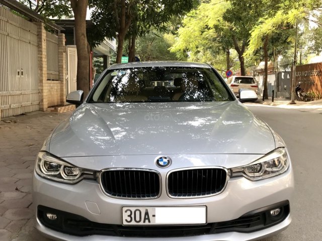 Bán BMW 3 Series năm 2015, màu bạc, nhập khẩu nguyên chiếc số tự động