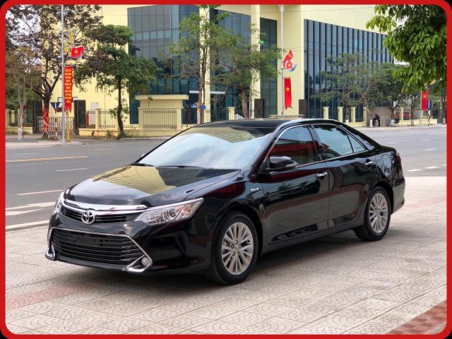 Camry 2.0E chính chủ công chức chưa hết roda