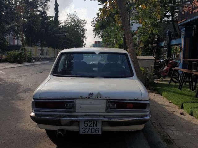 Cần bán gấp Toyota Mark II năm sản xuất 1980, màu trắng, nhập khẩu, giá tốt0