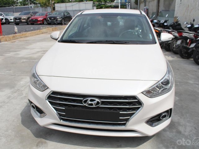 Bán xe giá ưu đãi - Giao dịch nhanh gọn với chiếc Hyundai Accent 1.4 MT Base, sản xuất 20190