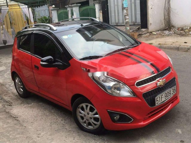 Cần bán xe Chevrolet Spark sản xuất năm 2016, màu đỏ