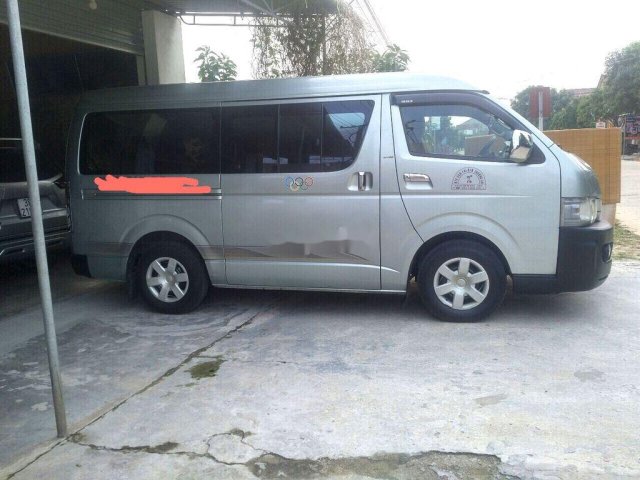 Cần bán gấp Toyota Hiace MT sản xuất 2006, giá tốt