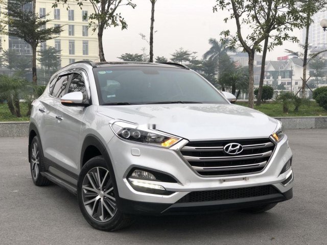 Bán Hyundai Tucson 2.0 đời 2016, nhập khẩu nguyên chiếc, giá 765tr0