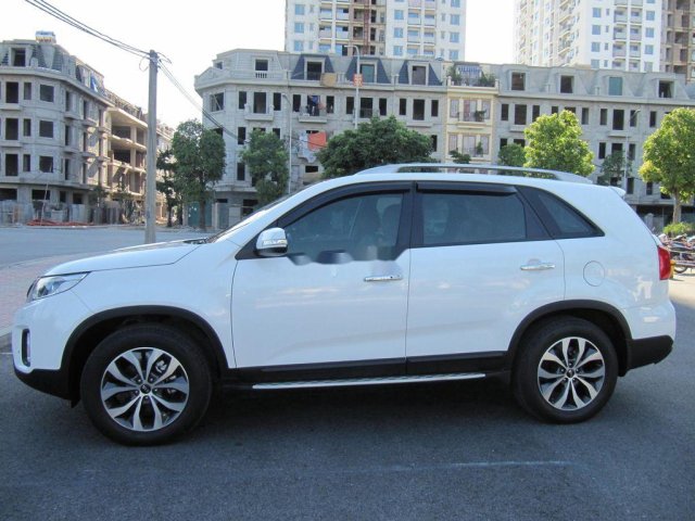 Bán xe Kia Sorento năm 2015, màu trắng, giá 750tr0