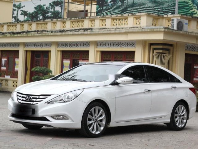 Bán Hyundai Sonata 2010, màu trắng, nhập khẩu như mới, giá tốt