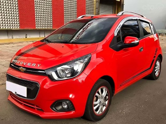 Cần bán Chevrolet Spark LT 1.2 MT đời 2018, màu đỏ  