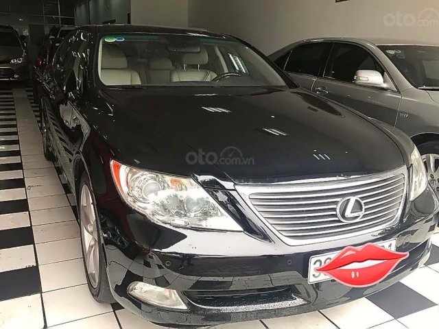 Cần bán Lexus LS 460 năm sản xuất 2008, màu đen, xe nhập0